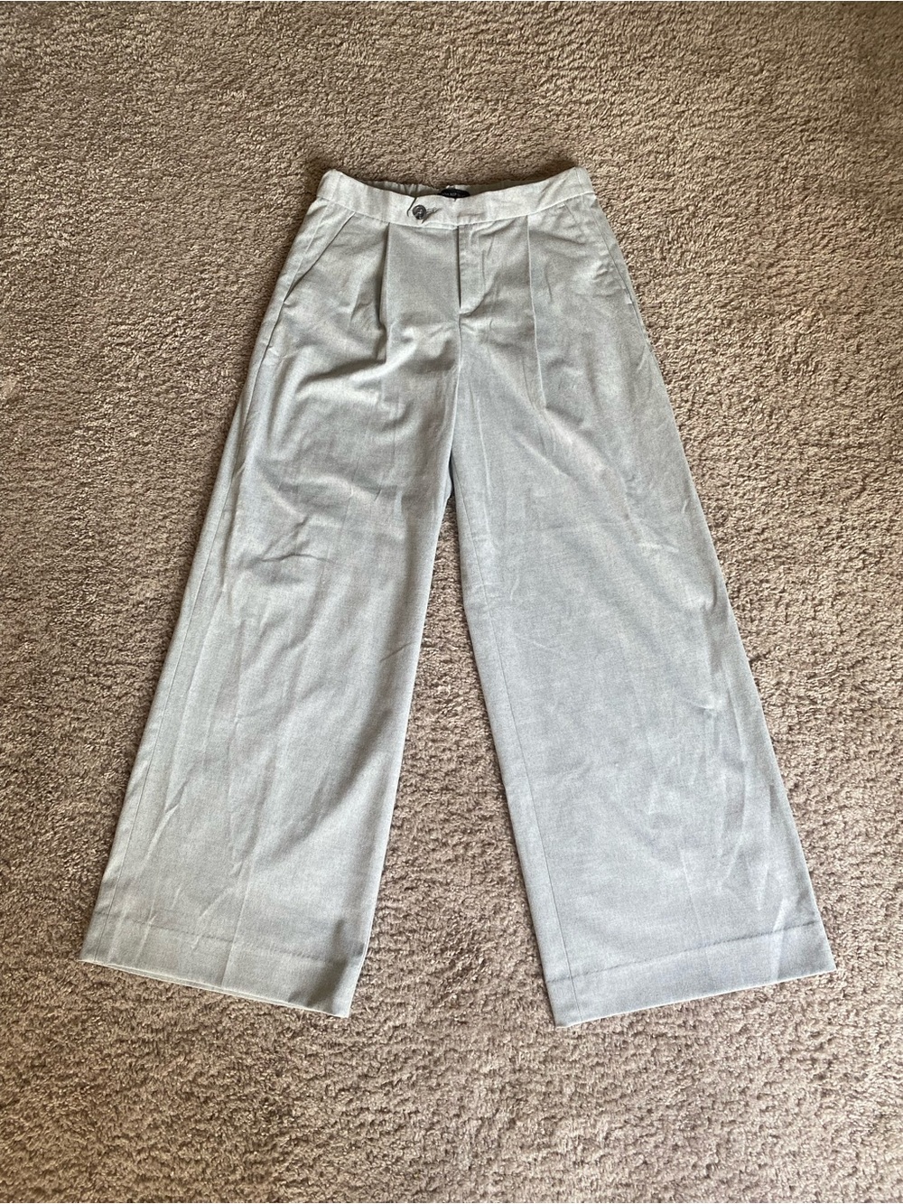 Wide Leg High-Waist Trousers - Light Gray Banana Republic